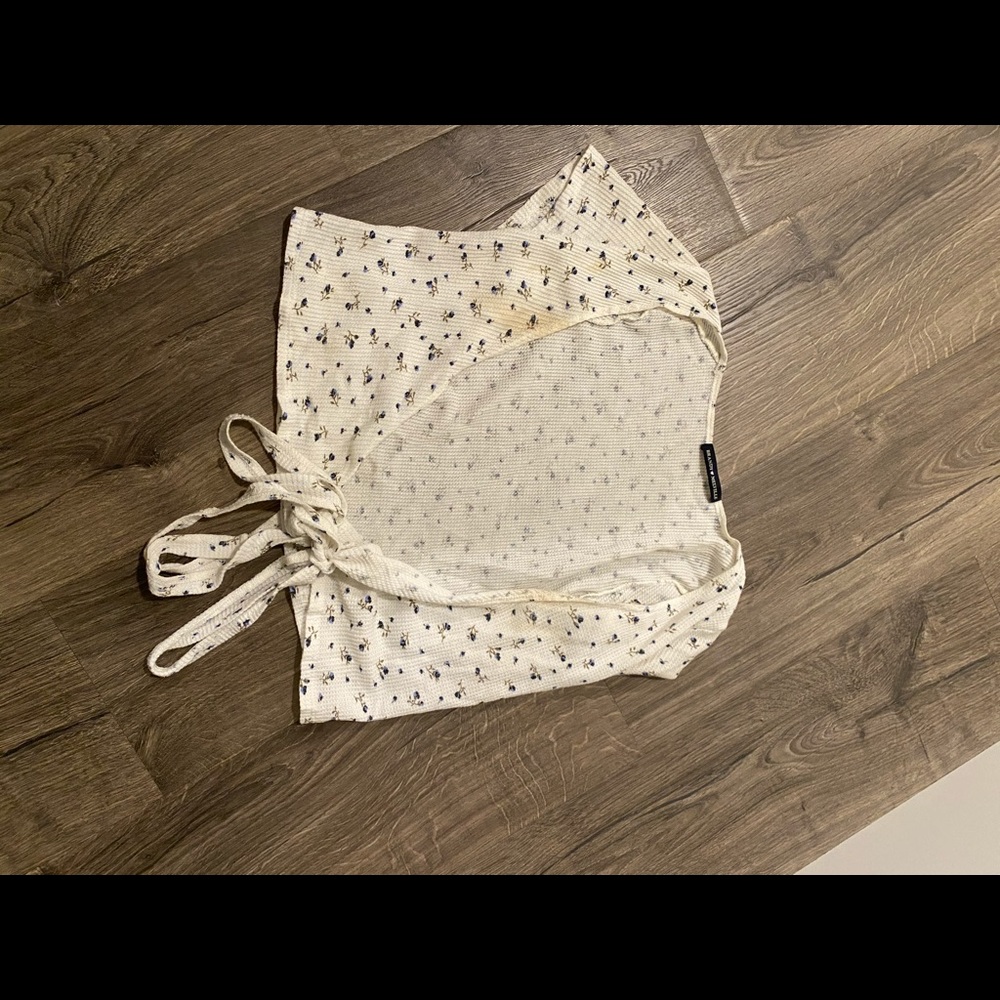 tie up shirt